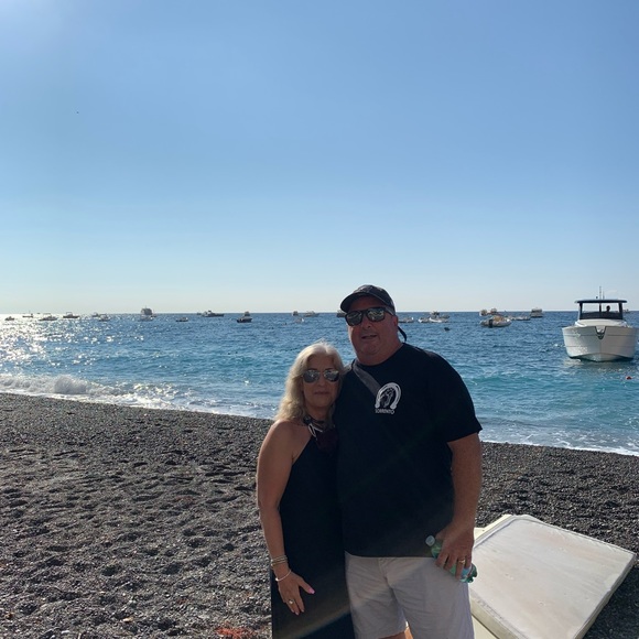 Meet your Posher, Angela - Picture 3 of 15